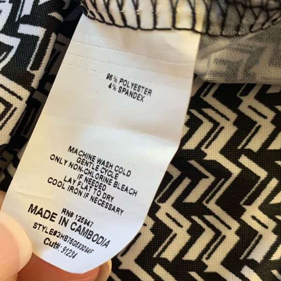 COCOMO Large 3/4 sleeve White Black women’s Pintuck Blouse top shirt - Picture 7 of 10